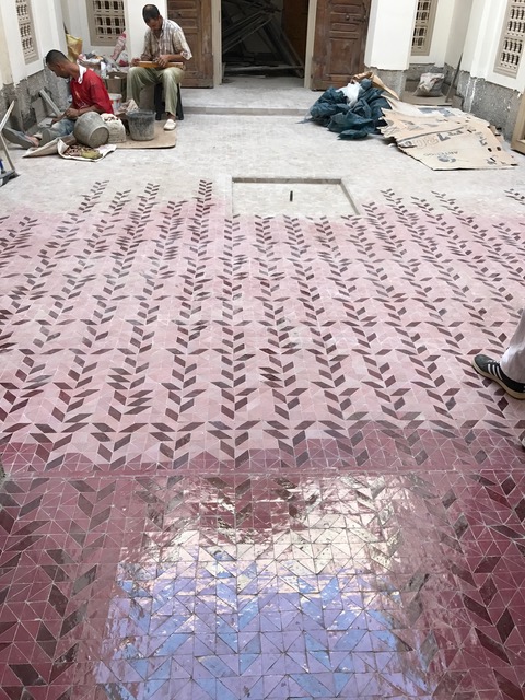 A master zellig artist laid the tilework exactly based on the designs by Chouf!